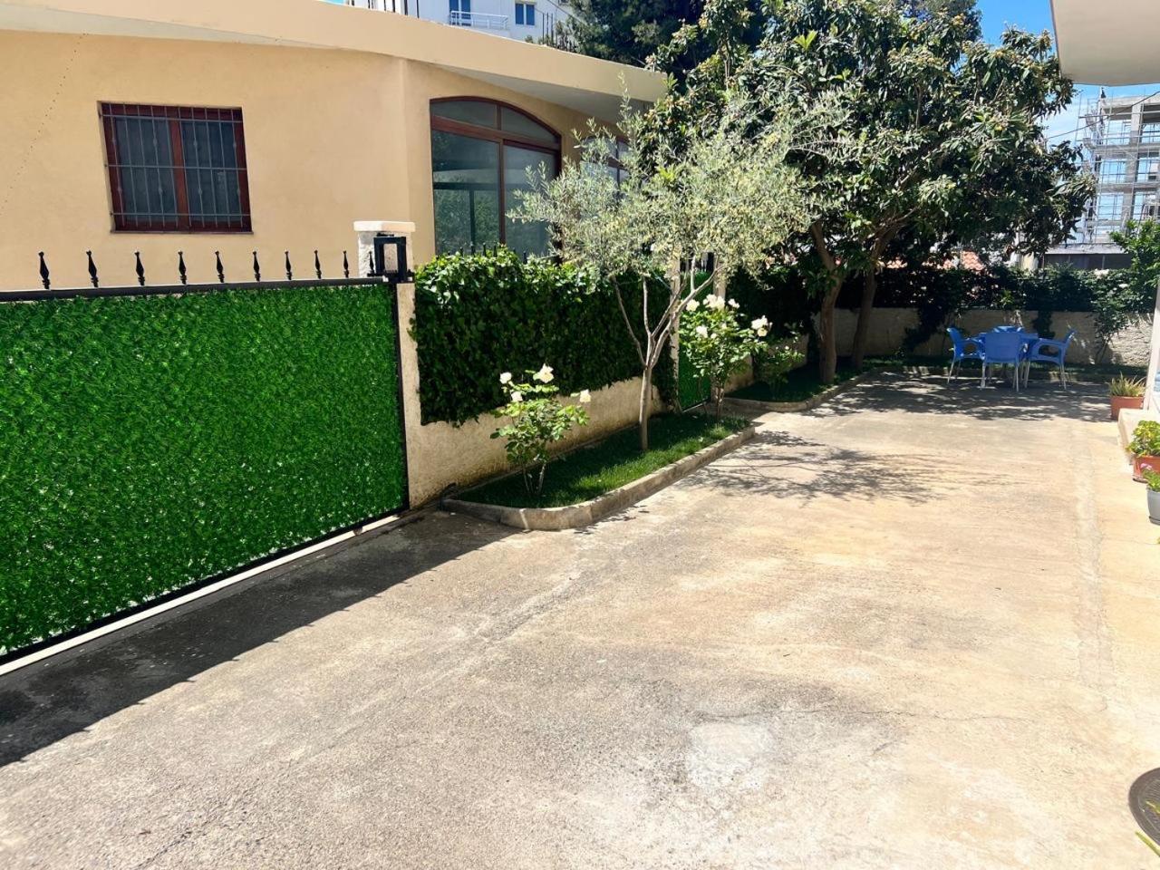 Bp Beach Apartments Golem  Ngoại thất bức ảnh